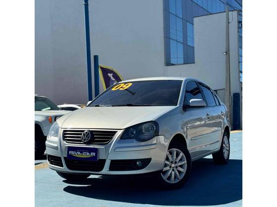 VOLKSWAGEN POLO SEDAN 1.6 MI COMFORTLINE 8V FLEX 4P MANUAL